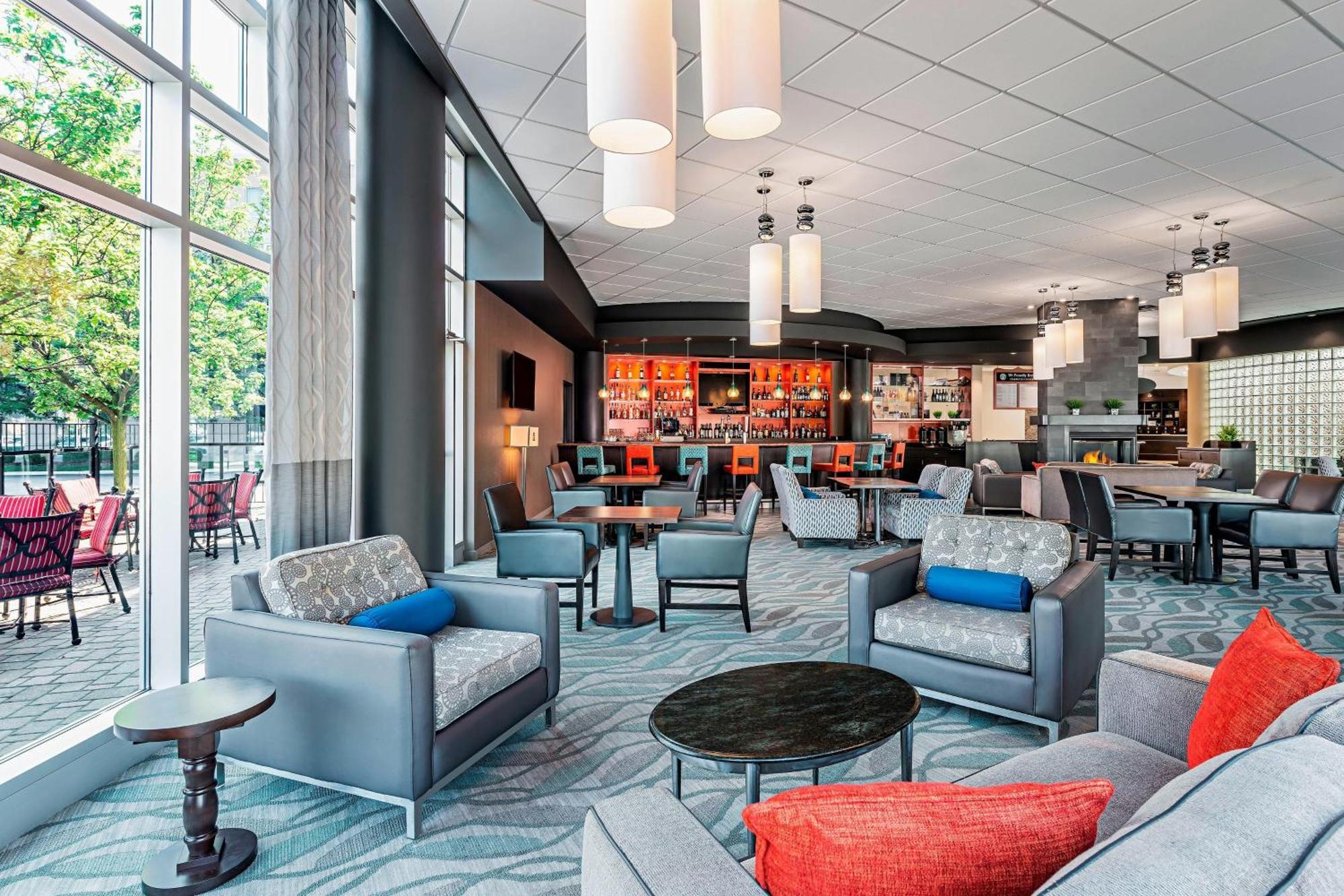 Four Points By Sheraton London Exterior photo