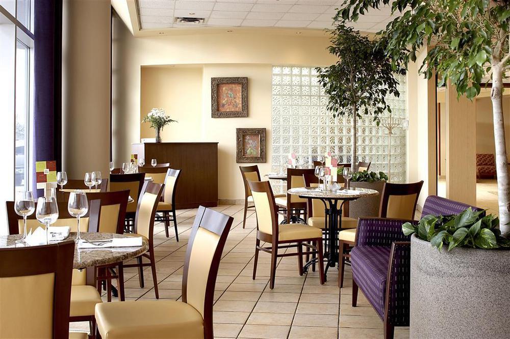 Four Points By Sheraton London Restaurant photo
