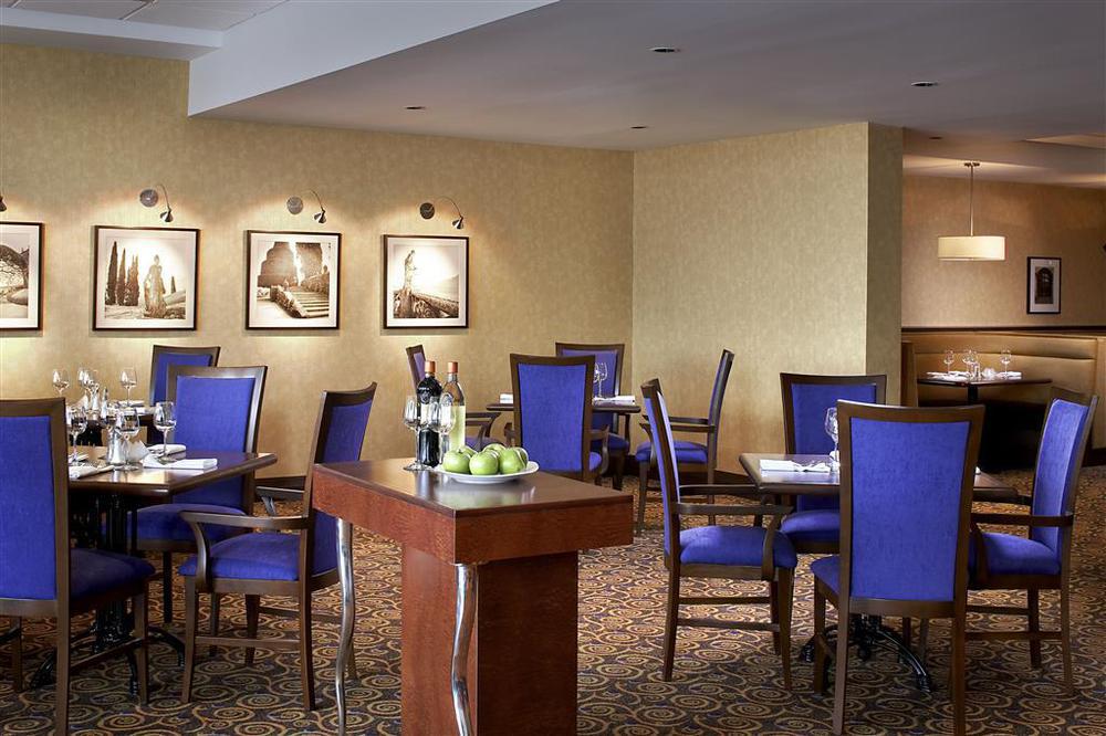 Four Points By Sheraton London Hotel Restaurant photo